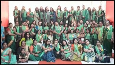 उन्नति फाउंडेशन बोकारो द्वारा श्रावण महोत्सव का आयोजन बोकारो क्लब सेक्टर पांच में किया गया. महोत्सव का शुभारंभ अर्चना सिंह और प्रमुख सदस्यों द्वारा दीप प्रज्वलन कर किया गया, कार्यक्रम की शुरुआत सभी की सुख की कामना करते हुए गायत्री मंत्र और गणेश वंदना से की गई ।
