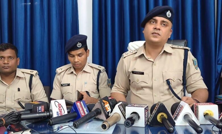 शंकर रवानी हत्याकांड में बड़ा खुलासा: पुलिस ने की बड़े पैमाने पर अवैध शराब और वाहन जब्ती