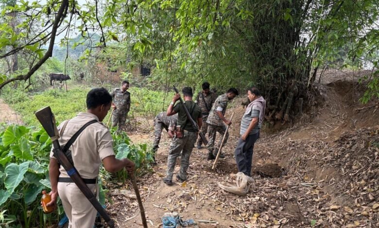 पेटरवार थाना क्षेत्र में उत्पाद विभाग ने अवैध देशी शराब निर्माण स्थल पर की छापेमारी