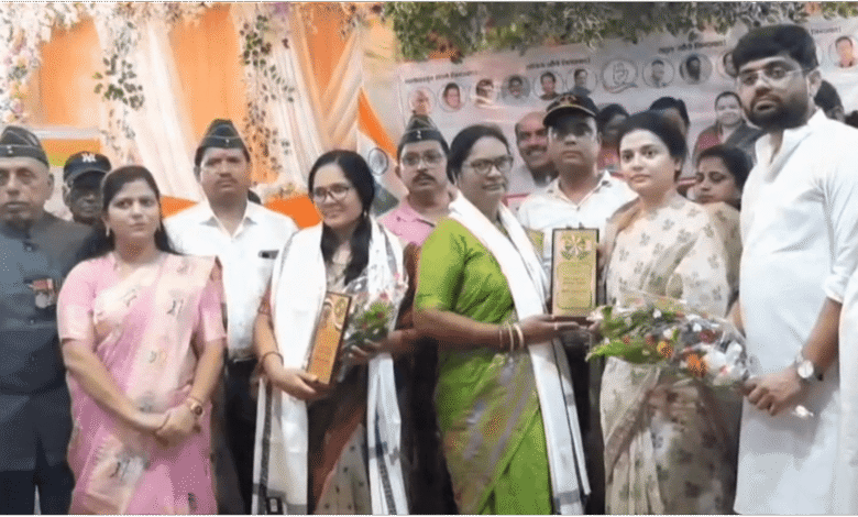 चास में कांग्रेस की ‘जय हिंद सभा’, पूर्व सैनिकों और शहीद परिवारों को किया गया सम्मानित
