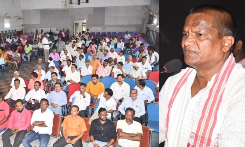 मजदूर दिवस पर बोकारो पहुंचे सांसद ढुल्लू महतो, बोकारो स्टील प्रबंधन को दी चेतावनी