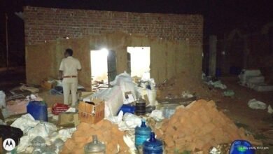 बोकारो में अवैध विदेशी शराब फैक्ट्री का भंडाफोड़, 556 लीटर नकली शराब समेत भारी मात्रा में सामग्री जब्त