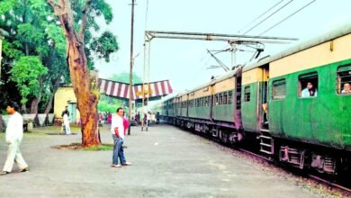 भंडारीदह स्टेशन में अब भी नहीं हैं बुनियादी सुविधाएं, यात्री बेहाल