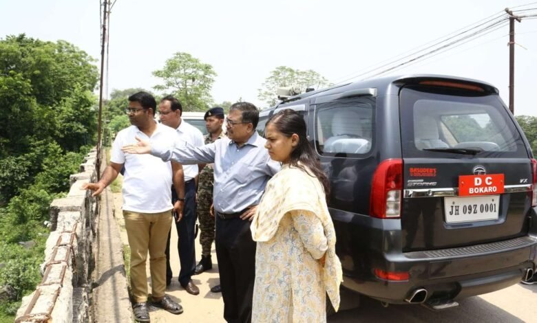 डीसी अजय नाथ झा ने भर्रा बस्ती लिंक पुल और गरगा नदी का किया निरीक्षण, नदी की सफाई व अतिक्रमण पर दिए सख्त निर्देश