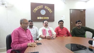 मीडिया से रूबरू हुए प्रोफेसर डॉ. यदुनाथ पांडे