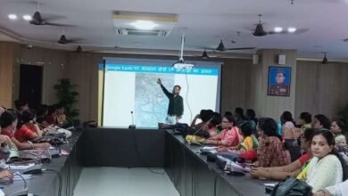 बोकारो विधानसभा क्षेत्र के बीएलओ व पर्यवेक्षकों के लिए चास नगर निगम में तीन दिवसीय प्रशिक्षण शुरू, तकनीकी दक्षता बढ़ाने पर जोर।