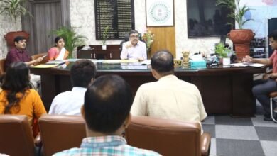 गंगा समिति बैठक बोकारो, गरगा नदी सफाई, पौधारोपण सप्ताह 2025, योग दिवस 2025, अवैध बालू खनन रोकथाम, बोकारो ईको टूरिज्म, तेलमच्चो घाट सौंदर्यीकरण, पर्यावरण सुरक्षा झारखंड, जिला गंगा समिति झारखंड, अजय नाथ झा बोकारो