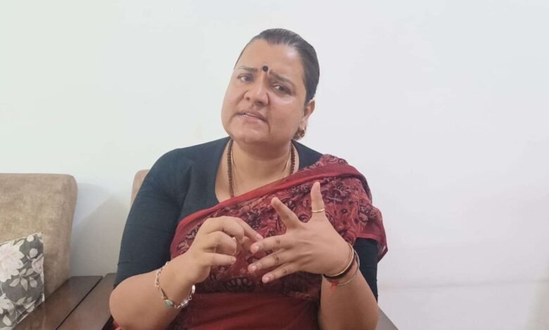 श्वेता सिंह, बोकारो विधायक, चुनाव आयोग, पैन कार्ड विवाद, वोटर आईडी विवाद, चास SDO, झारखंड राजनीति, चुनावी हलफनामा