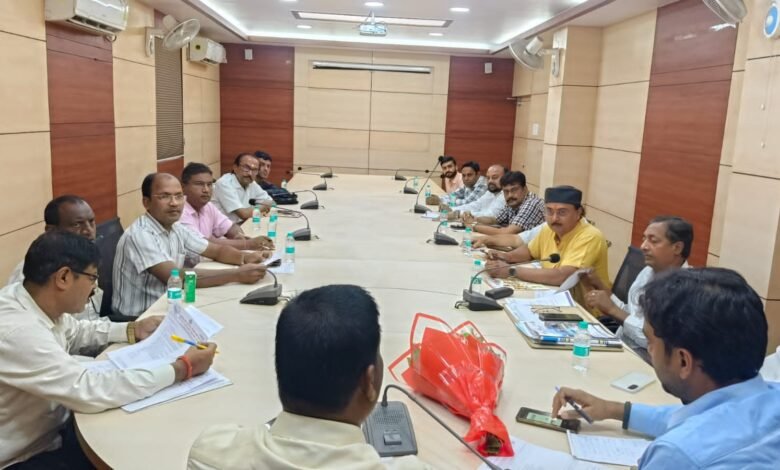 जियाडा बोकारो कार्यालय में उद्योग प्रतिनिधियों के साथ आयोजित बैठक