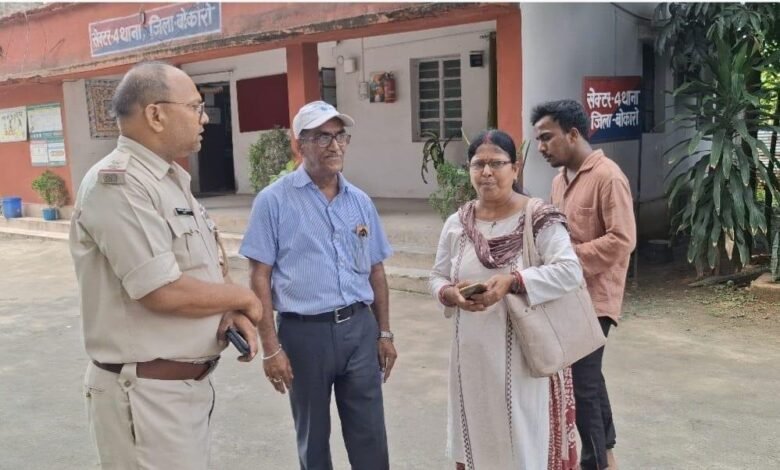 Crime scene after gold chain snatching incident at Laxmi Market in Bokaro