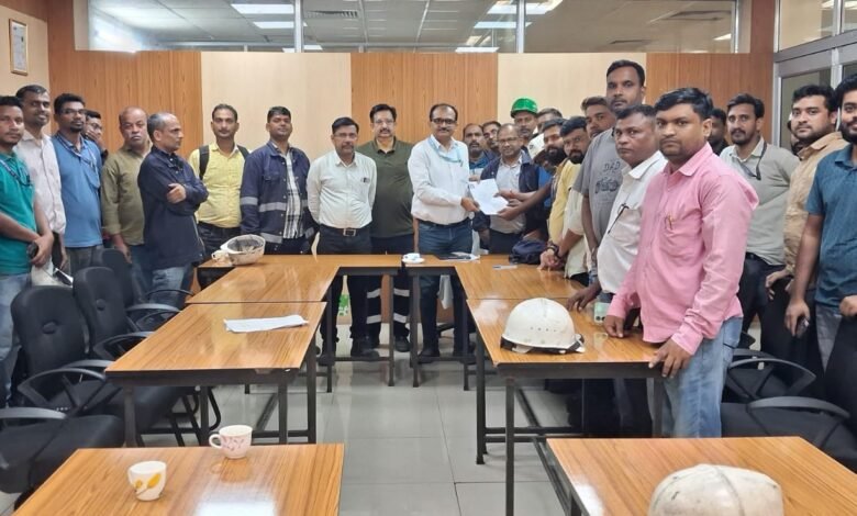 BSL SMS-2 CCS में कर्मचारियों के मुद्दों को लेकर BAKS और प्रबंधन की बैठक