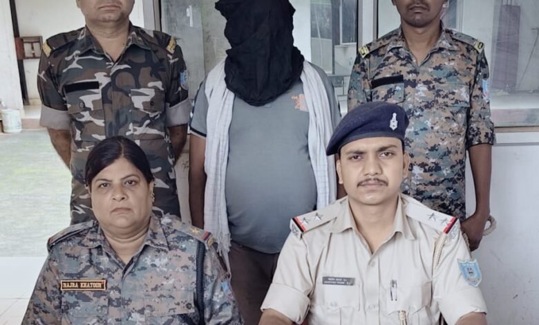 रांची रंगदारी मामले में गिरफ्तार गणेश पाहन उर्फ गणेश मुंडा