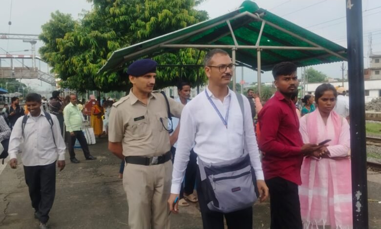 रफीगंज जपला और गया में रेलवे का सघन टिकट जांच अभियान