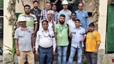 BSL कर्मचारियों ने लंबित मांगों के विरोध में लगाया काला बैज