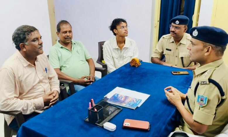 बोकारो साइबर थाना में साइबर ठगी पीड़ितों को रकम वापसी की प्रक्रिया