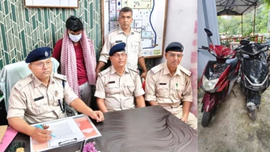बोकारो सेक्टर-6 में चोरी की दो इलेक्ट्रिकल स्कूटी बरामद